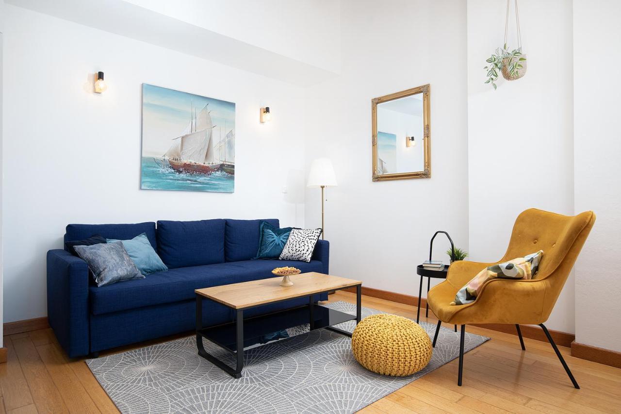 Cesare Apartment, With Swimming Pool And Sea View Liznjan Bagian luar foto